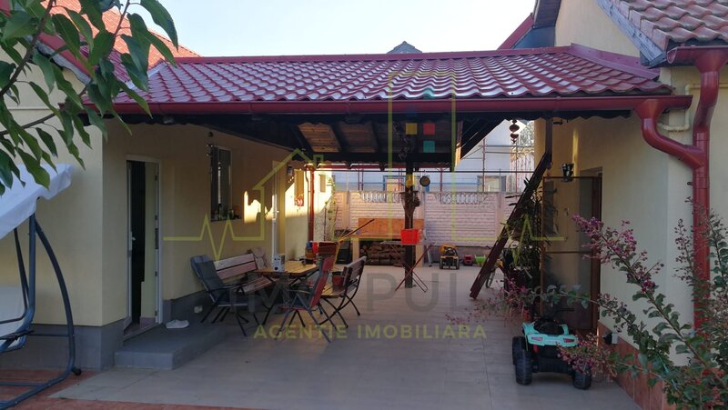 Timis  Casa individuala, mobilata si utilata, 5 camere, teren generos
